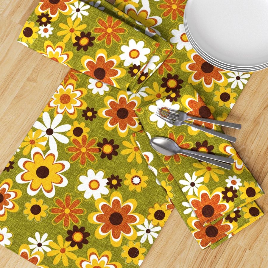 HOME_GOOD_TABLE_RUNNER