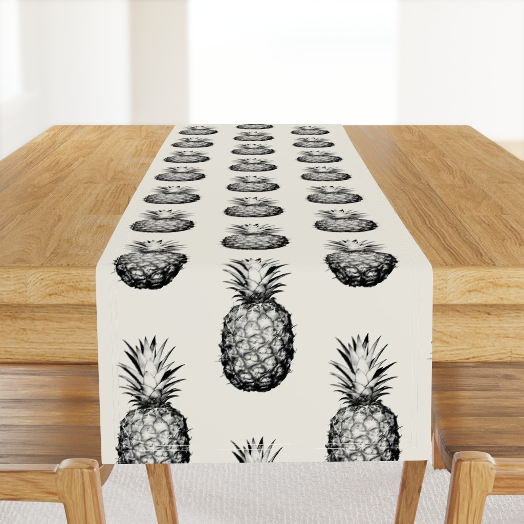 Pineapples black and cream large