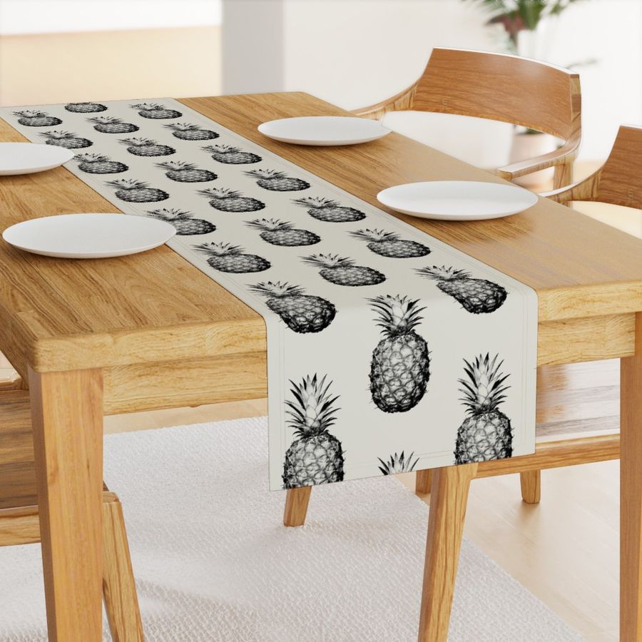 HOME_GOOD_TABLE_RUNNER