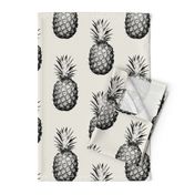 Pineapples black and cream large