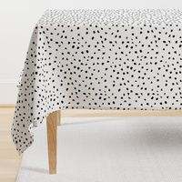 Confetti Dots – black white