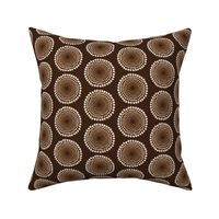 Amare in Chocolate Brown | 2.75" Repeat