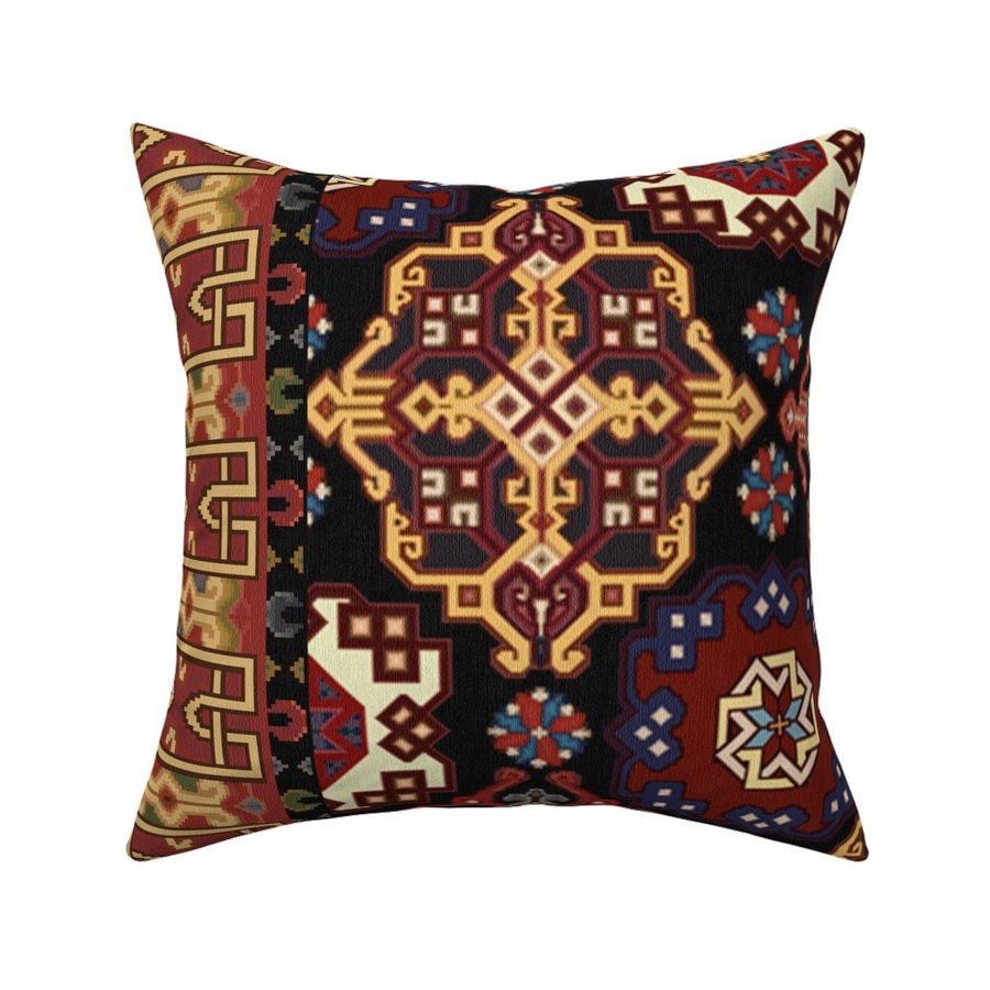 HOME_GOOD_SQUARE_THROW_PILLOW