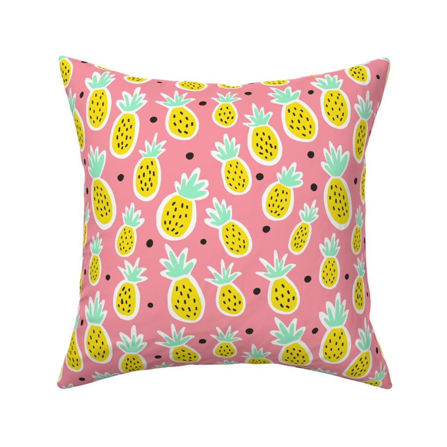 HOME_GOOD_SQUARE_THROW_PILLOW