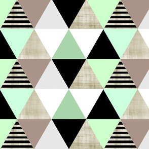 Gray Sketch Mint Triangle Quilt