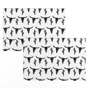 longhorn skull // black and white southwest cactus kids nursery trendy skulls