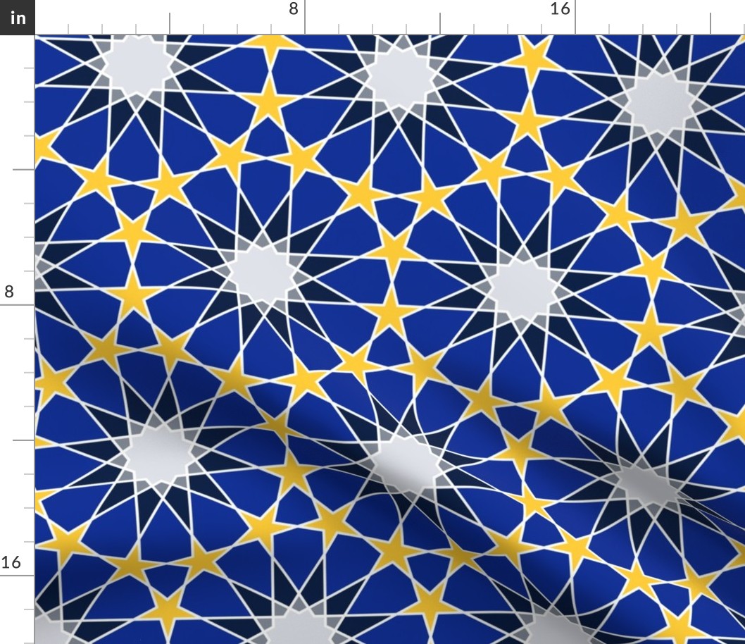 04378556 : UC5E4 : spoonflower0415