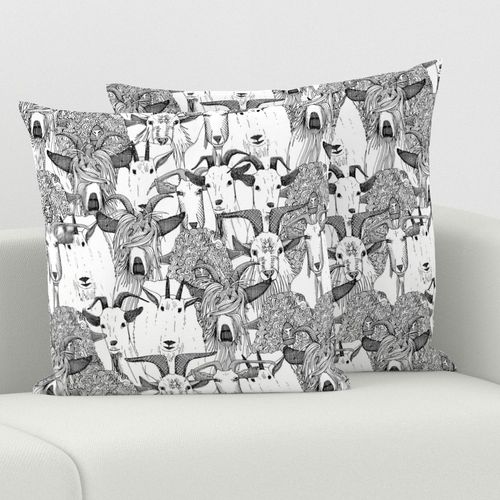 HOME_GOOD_SQUARE_THROW_PILLOW