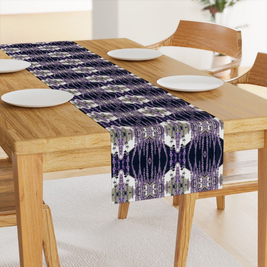 HOME_GOOD_TABLE_RUNNER