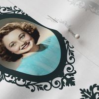 1950's Cameo Lovely Lady