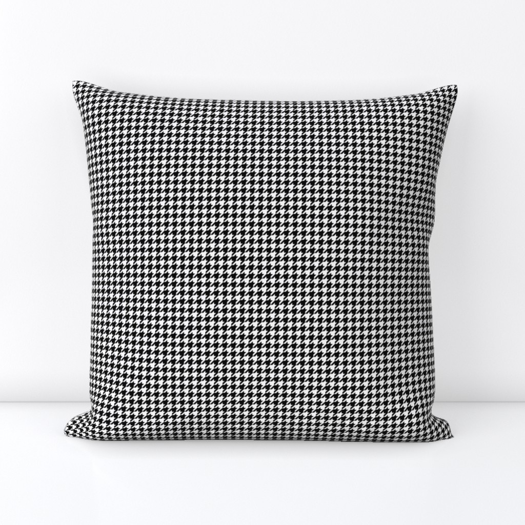 Houndstooth black and white