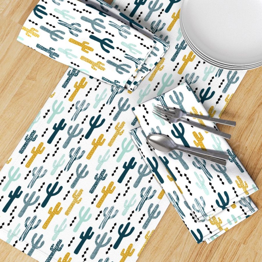 HOME_GOOD_TABLE_RUNNER