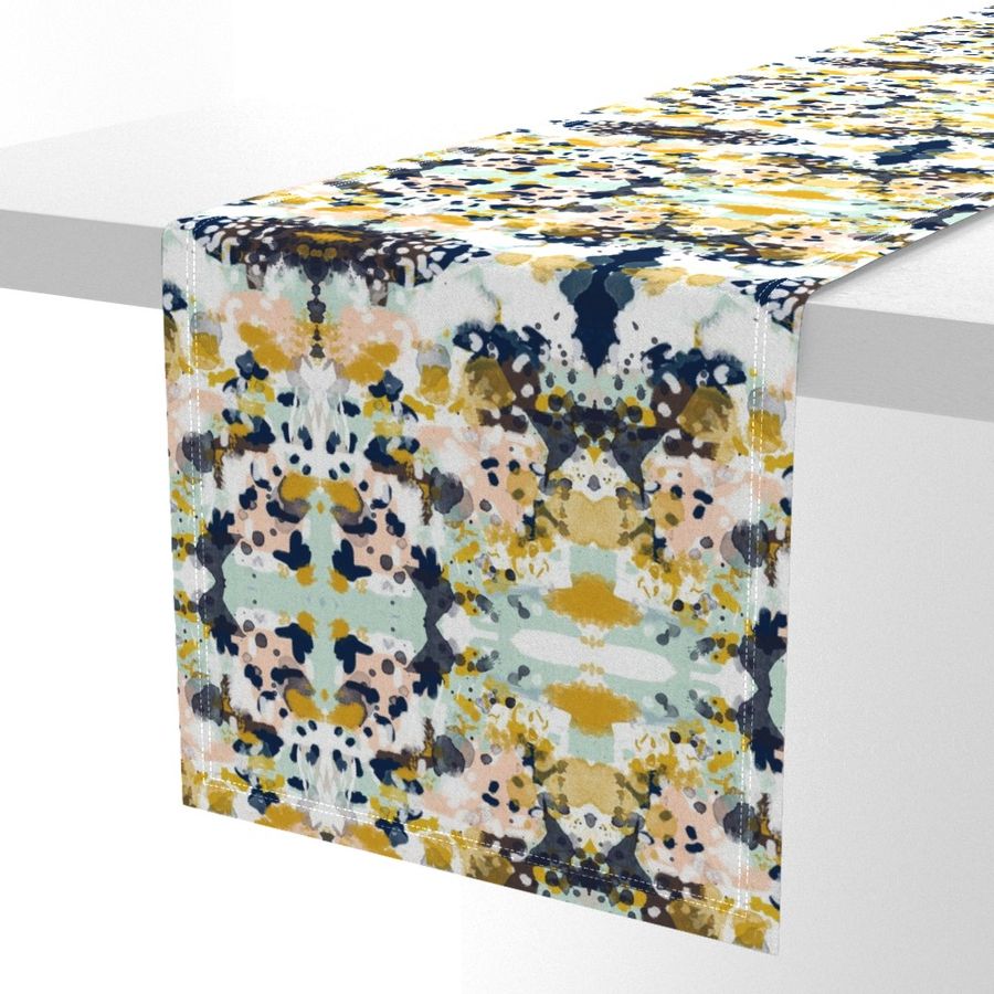 HOME_GOOD_TABLE_RUNNER