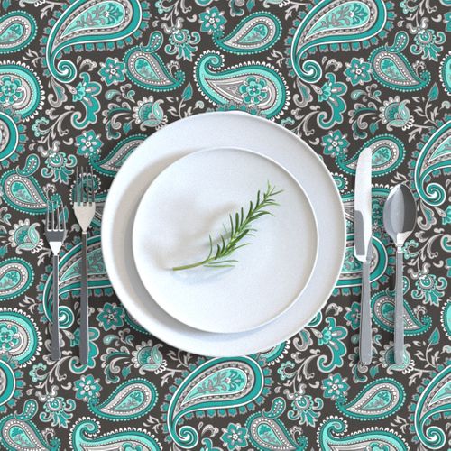 HOME_GOOD_RECTANGULAR_TABLE_CLOTH