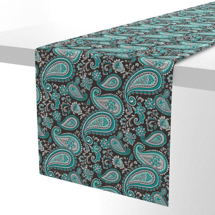 HOME_GOOD_TABLE_RUNNER