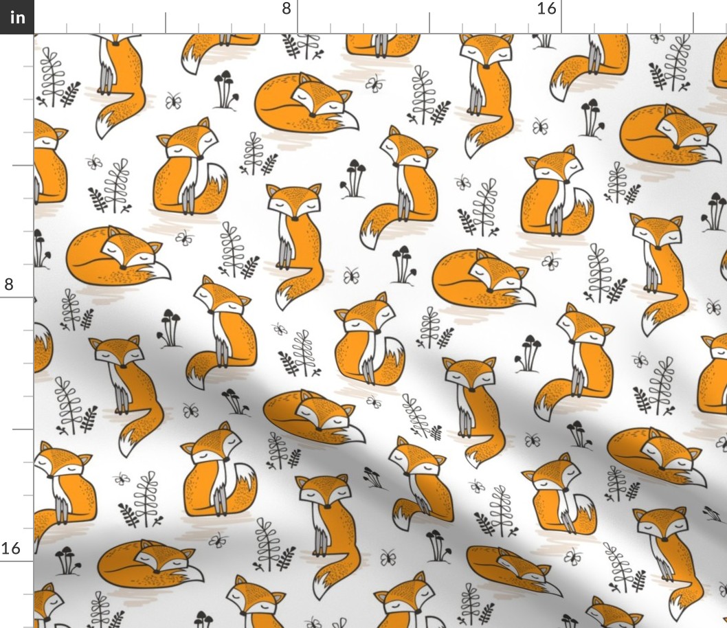 Dreamy Fox in Orange 