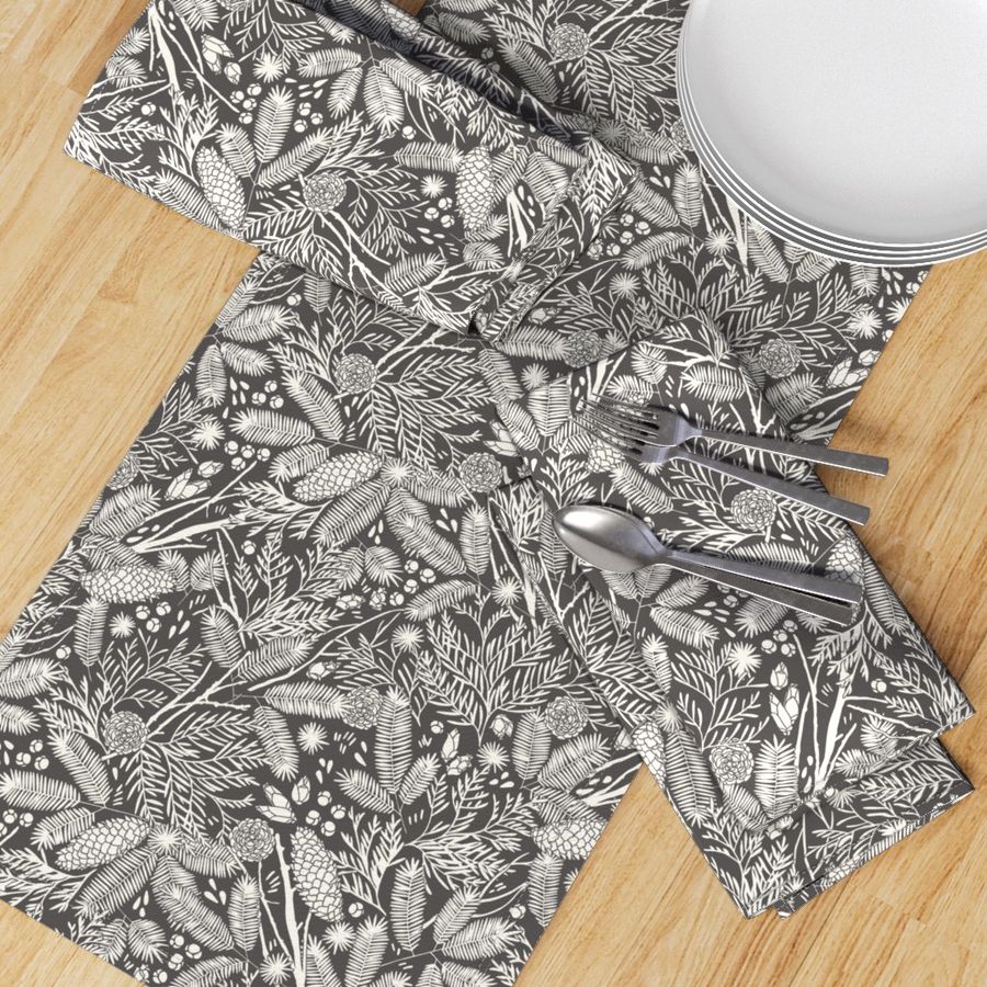 HOME_GOOD_TABLE_RUNNER