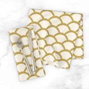 Faux Gold Glitter Scallop, Cream