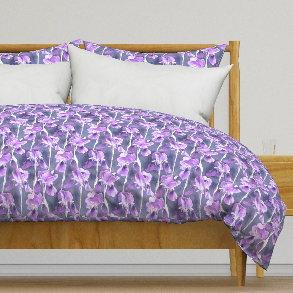 Simple Iris Pattern in Pastel Purple