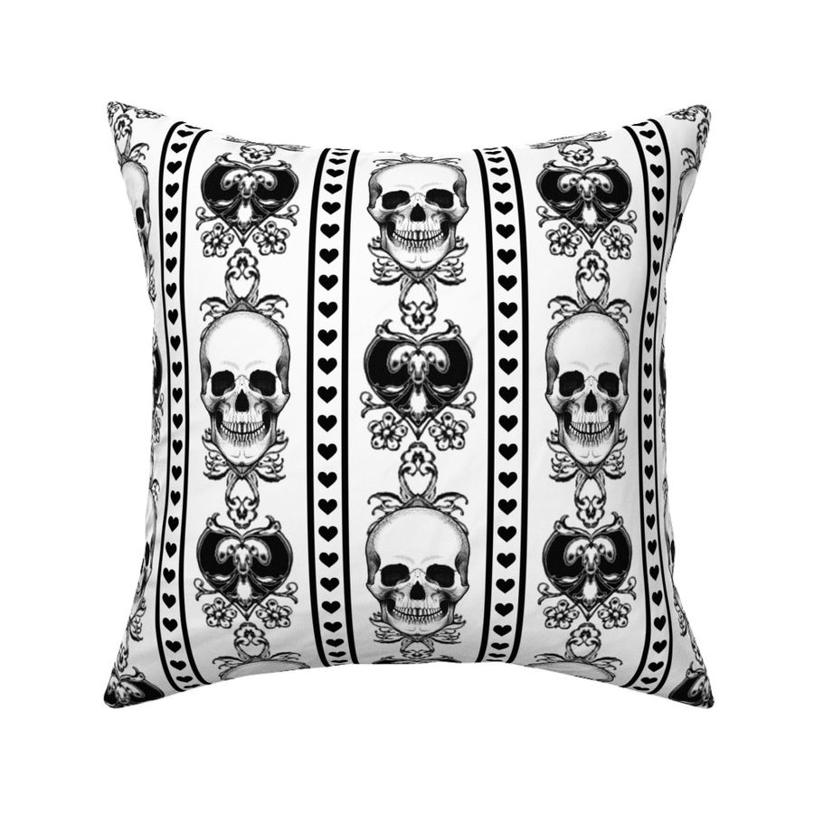 HOME_GOOD_SQUARE_THROW_PILLOW