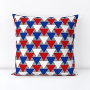 04549982 : triangle2to1 : blue white + red