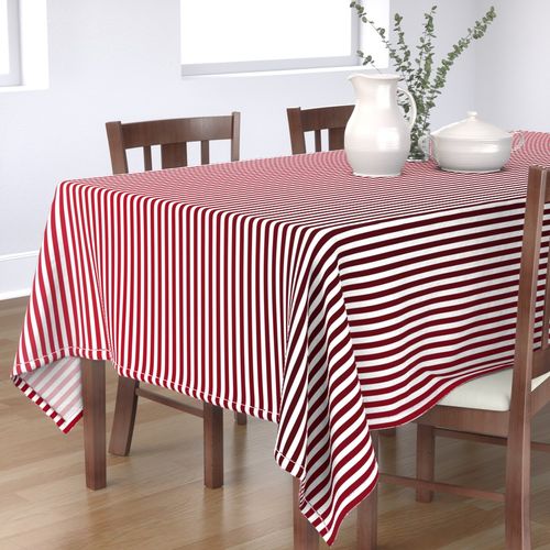 HOME_GOOD_RECTANGULAR_TABLE_CLOTH