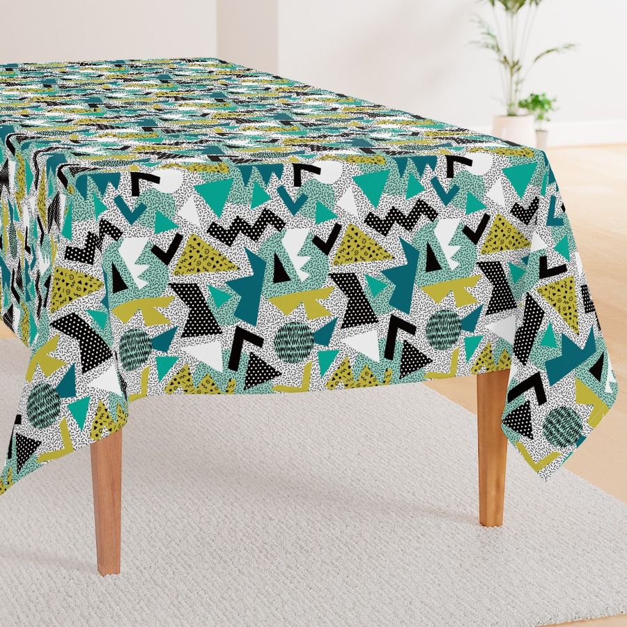 HOME_GOOD_RECTANGULAR_TABLE_CLOTH