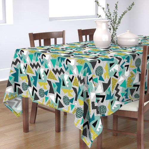 HOME_GOOD_RECTANGULAR_TABLE_CLOTH