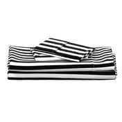 Stripes - Vertical - 1 inch (2.54cm) - Black (#000000) & White (#FFFFFF)