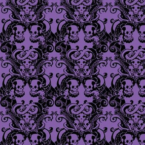 Skull & Tentacle in Hard Lilac