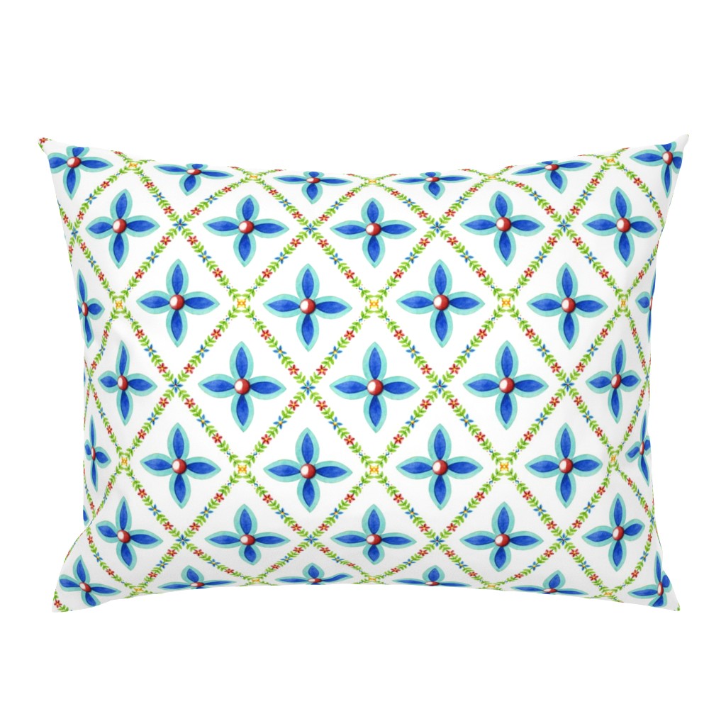 Elizabethan Lattice on white