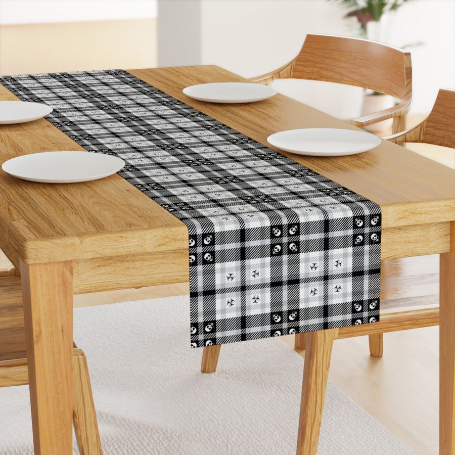 HOME_GOOD_TABLE_RUNNER