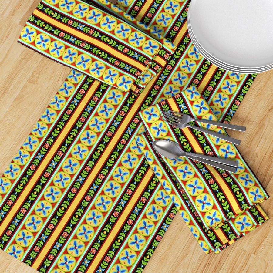 HOME_GOOD_TABLE_RUNNER