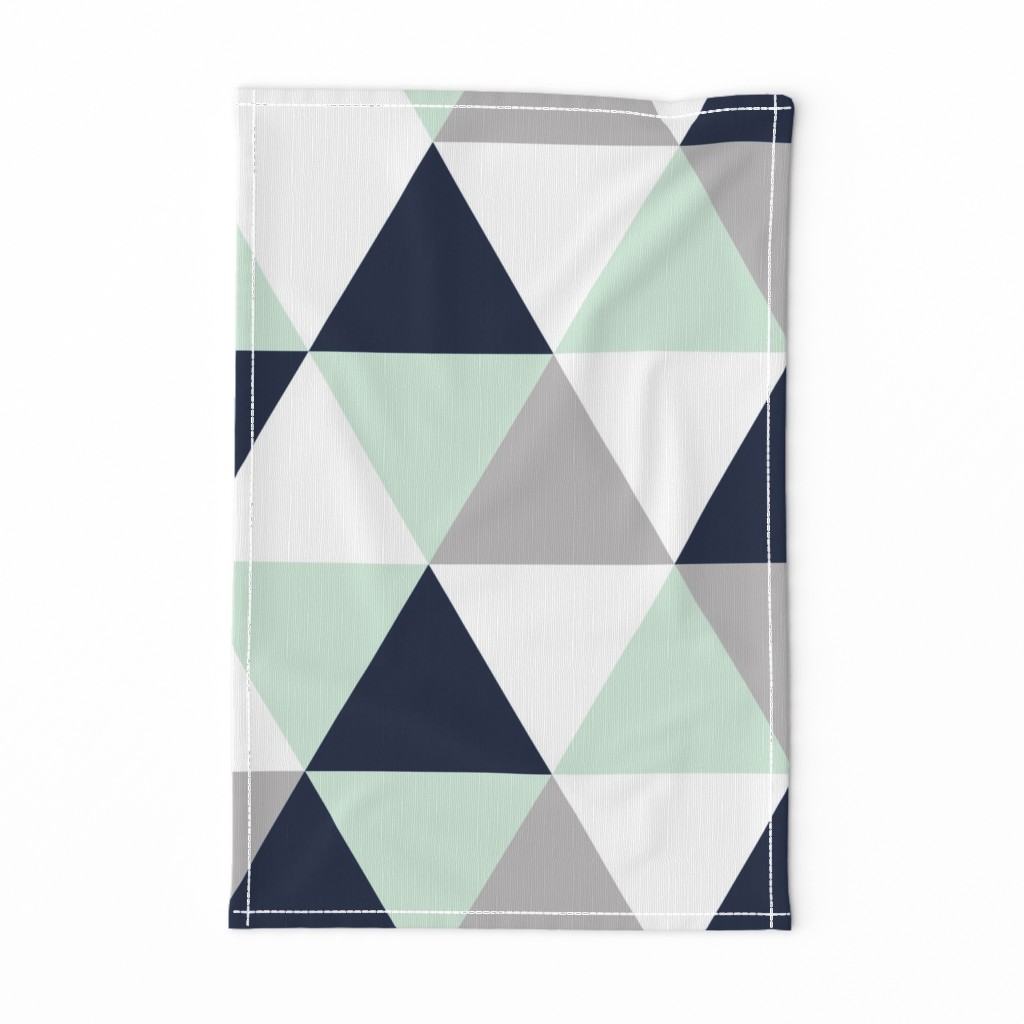 into the wild triangle wholecloth