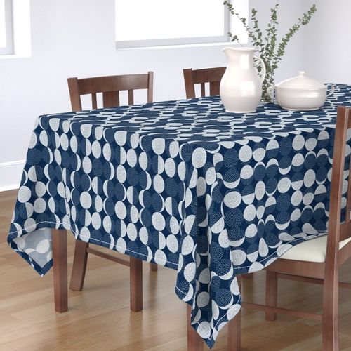 HOME_GOOD_RECTANGULAR_TABLE_CLOTH