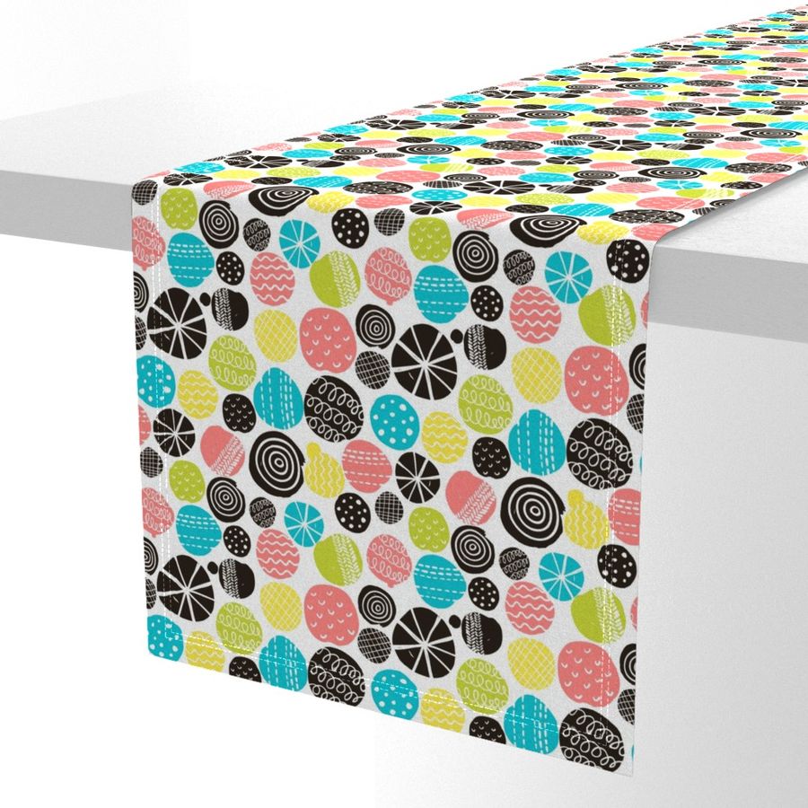 HOME_GOOD_TABLE_RUNNER