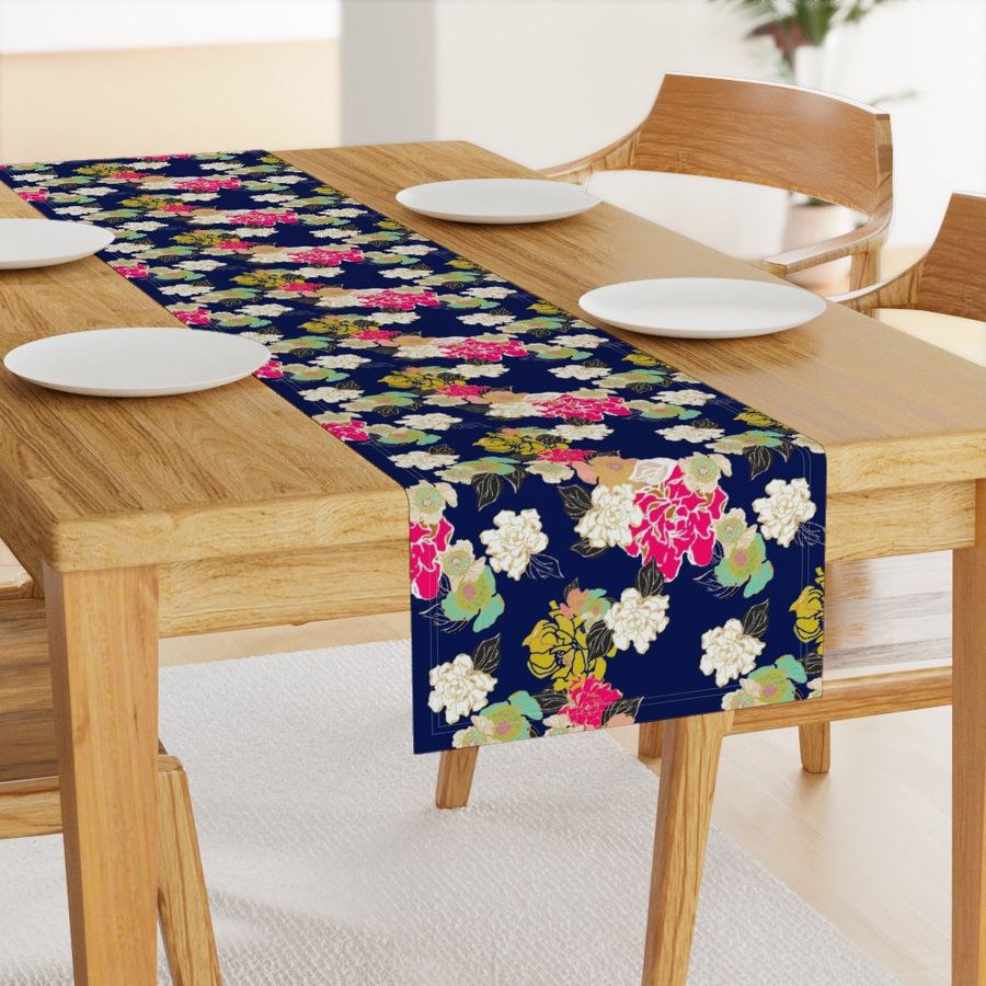 HOME_GOOD_TABLE_RUNNER