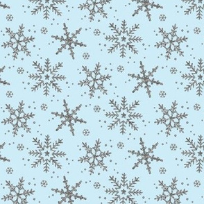 Snowflake Shimmer in Icy Blue / half scale