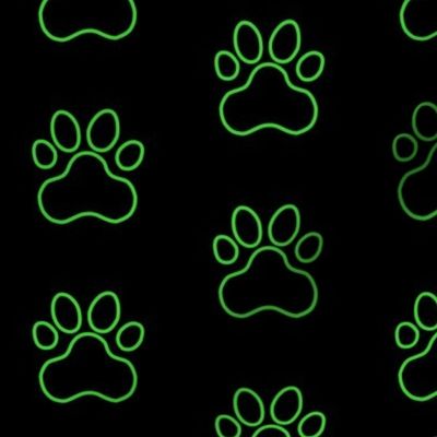 Pawprint Outline Polka dots - 1 inch (2.54cm) - Mid Green (#3ad42d) on Black (#000000)