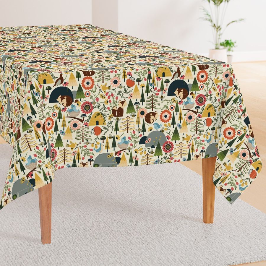 HOME_GOOD_RECTANGULAR_TABLE_CLOTH