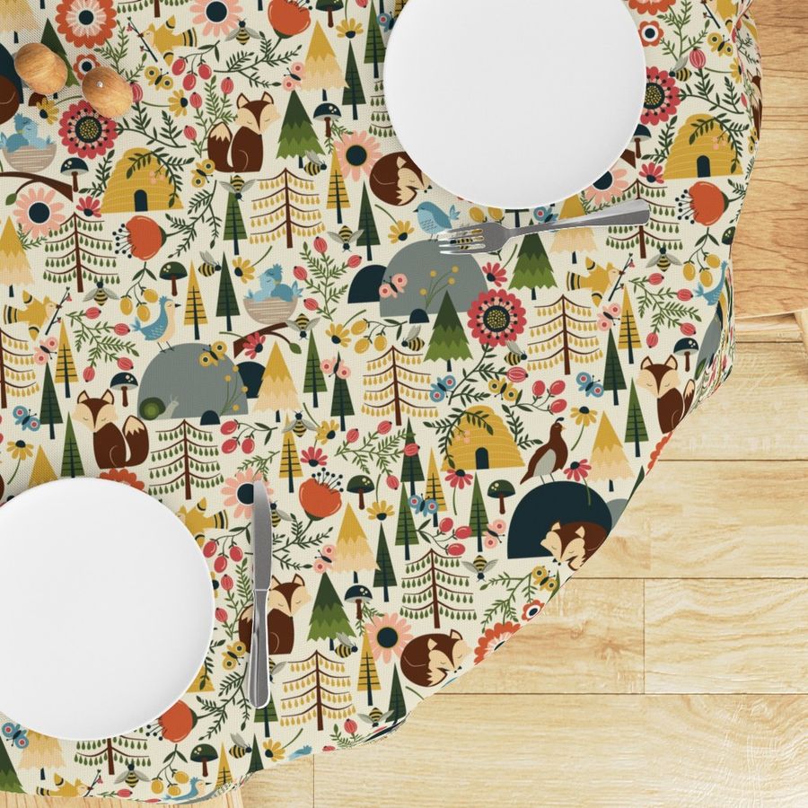 HOME_GOOD_ROUND_TABLE_CLOTH