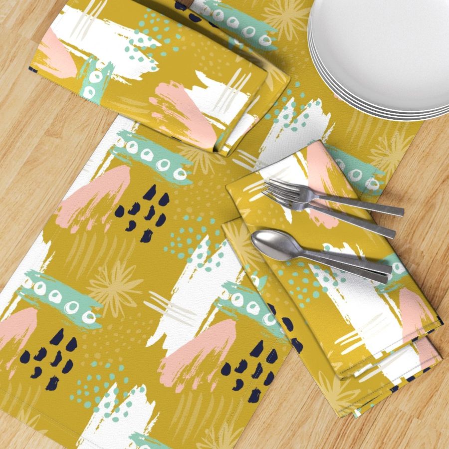 HOME_GOOD_TABLE_RUNNER