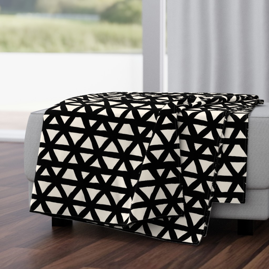 Black and White Triangle Geometric