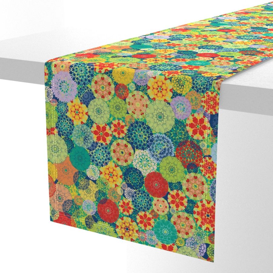 HOME_GOOD_TABLE_RUNNER