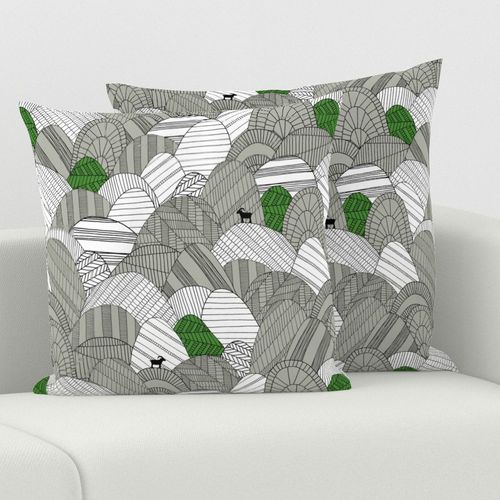 HOME_GOOD_SQUARE_THROW_PILLOW