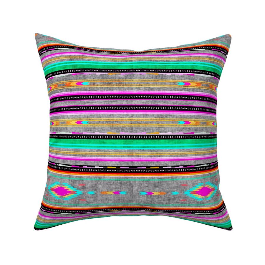 HOME_GOOD_SQUARE_THROW_PILLOW