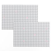 Houndstooth with Hearts Small - Gray/White/Pink