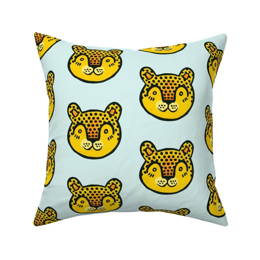 HOME_GOOD_SQUARE_THROW_PILLOW