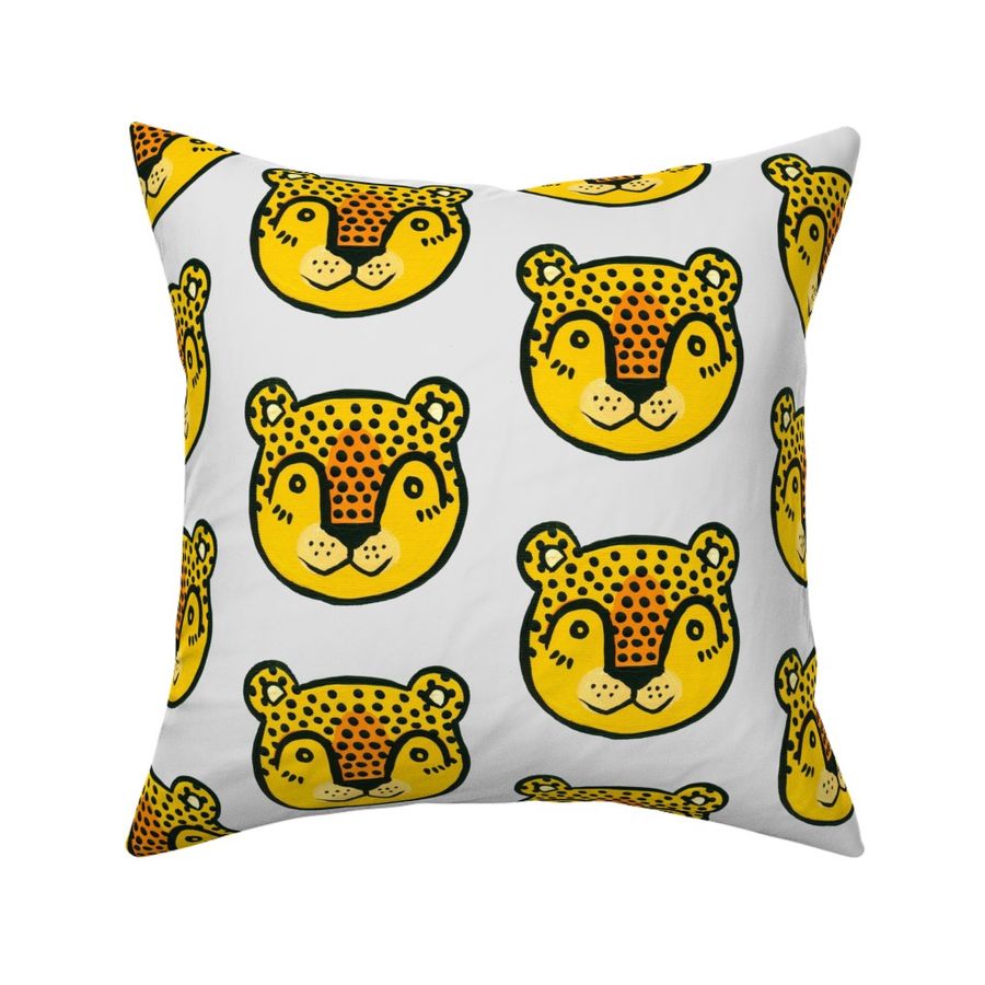 HOME_GOOD_SQUARE_THROW_PILLOW