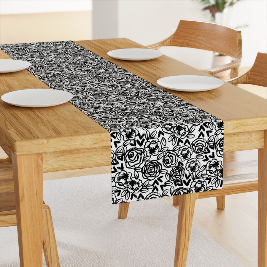 HOME_GOOD_TABLE_RUNNER